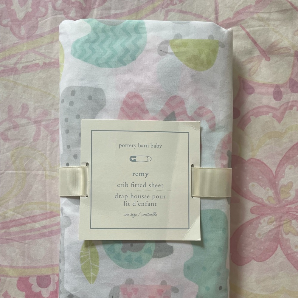 Pottery Barn Kids Remy Crib fitted sheet New